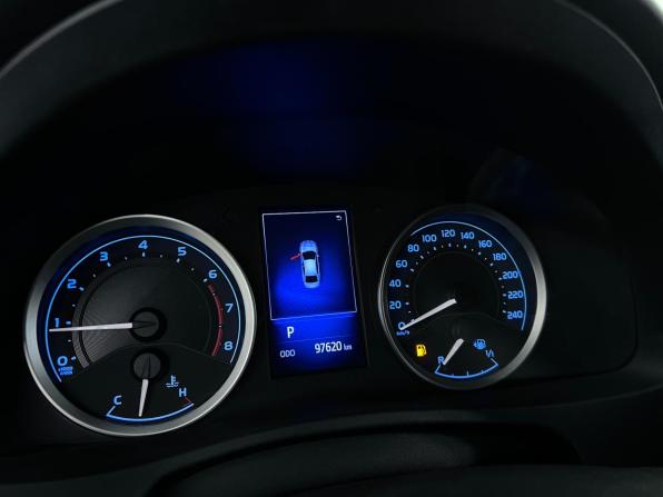 Toyota Corolla XI (E160 E170 E180) Рестайлинг 1 с пробегом 2018 года, цена 1 695 000 рублей, 97464 км, седан, Автокод Объявления