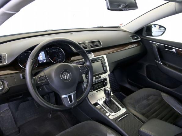 Volkswagen Passat B7 с пробегом 2011 года, цена 920 000 рублей, 255595 км, седан, Автокод Объявления