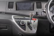 Toyota ISis I Рестайлинг Томск  - изображение 32
