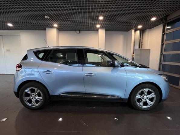 Renault Scenic IV с пробегом 2018 года, цена 1 520 000 рублей, 128219 км, компактвэн, Автокод Объявления