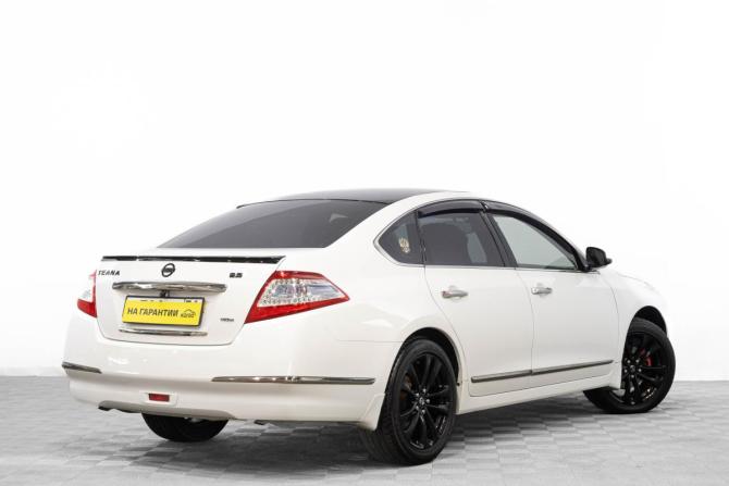 Nissan Teana II Рестайлинг с пробегом 2013 года, цена 1 299 000 рублей, 210000 км, седан, Автокод Объявления