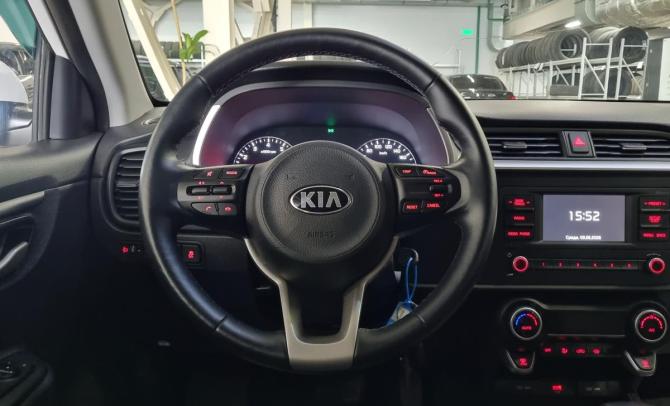 Kia Rio IV Рестайлинг с пробегом 2021 года, цена 1 815 000 рублей, 53520 км, хэтчбек, Автокод Объявления