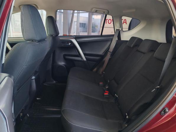 Toyota RAV4 IV (XA40) Рестайлинг с пробегом 2017 года, цена 2 275 000 рублей, 102947 км, внедорожник, Автокод Объявления
