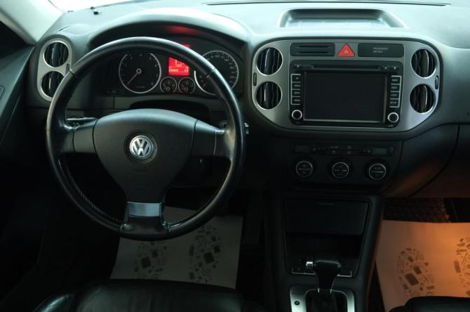 Volkswagen Tiguan I с пробегом 2009 года, цена 999 000 рублей, 240000 км, внедорожник, Автокод Объявления