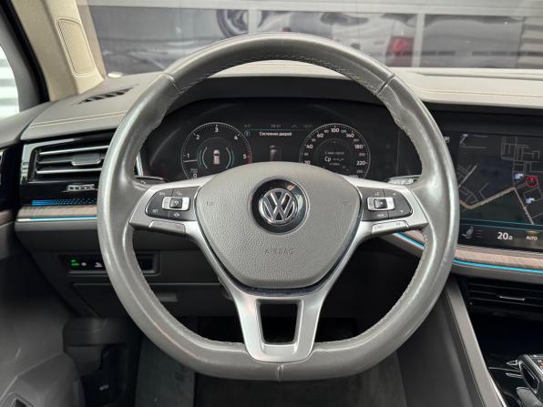 Volkswagen Touareg III с пробегом 2020 года, цена 5 000 000 рублей, 159895 км, внедорожник, Автокод Объявления