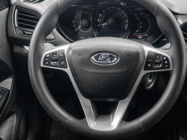 Lada (ВАЗ) Vesta I с пробегом 2018 года, цена 900 000 рублей, 121000 км, седан, Автокод Объявления