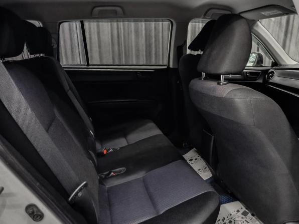 Toyota Corolla XI (E160 E170) Рестайлинг 2 с пробегом 2018 года, цена 1 135 000 рублей, 117000 км, универсал, Автокод Объявления