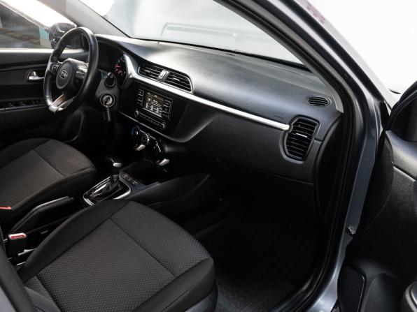 Kia Rio IV Рестайлинг с пробегом 2021 года, цена 1 630 000 рублей, 82700 км, хэтчбек, Автокод Объявления