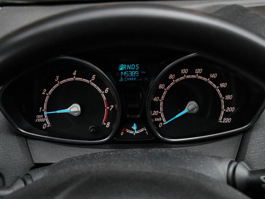 Ford Fiesta Mk6 Рестайлинг Москва  - изображение 15