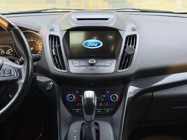 Ford Kuga II Рестайлинг с пробегом 2017 года, цена 1 499 000 рублей, 170900 км, внедорожник, Автокод Объявления