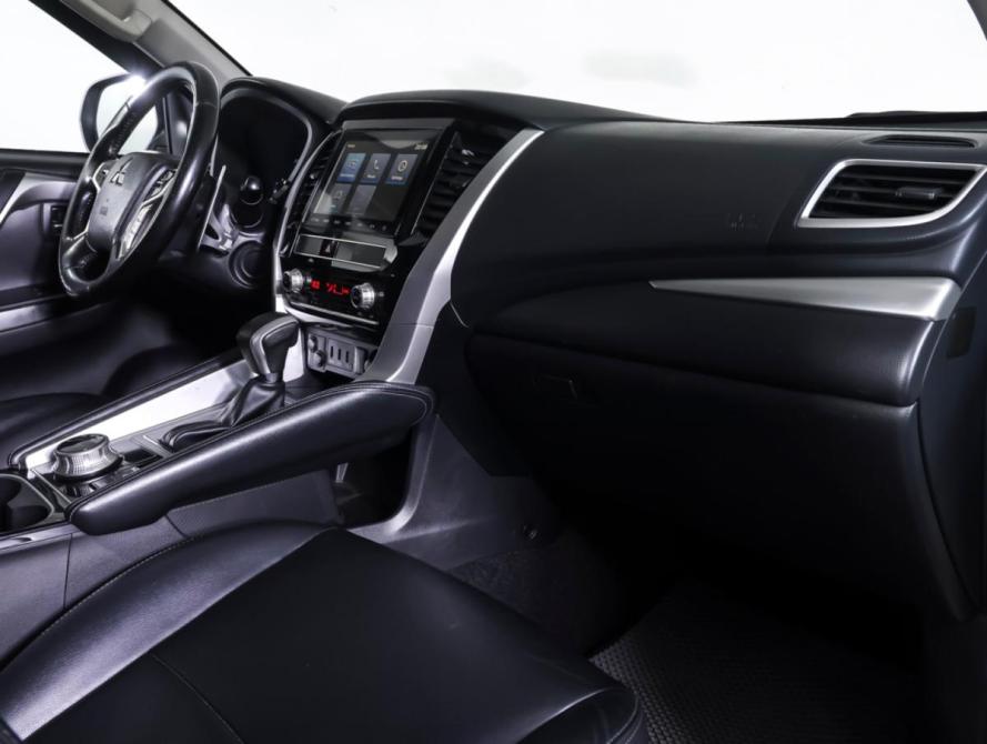 Mitsubishi Montero Sport III Рестайлинг Москва  - изображение 13
