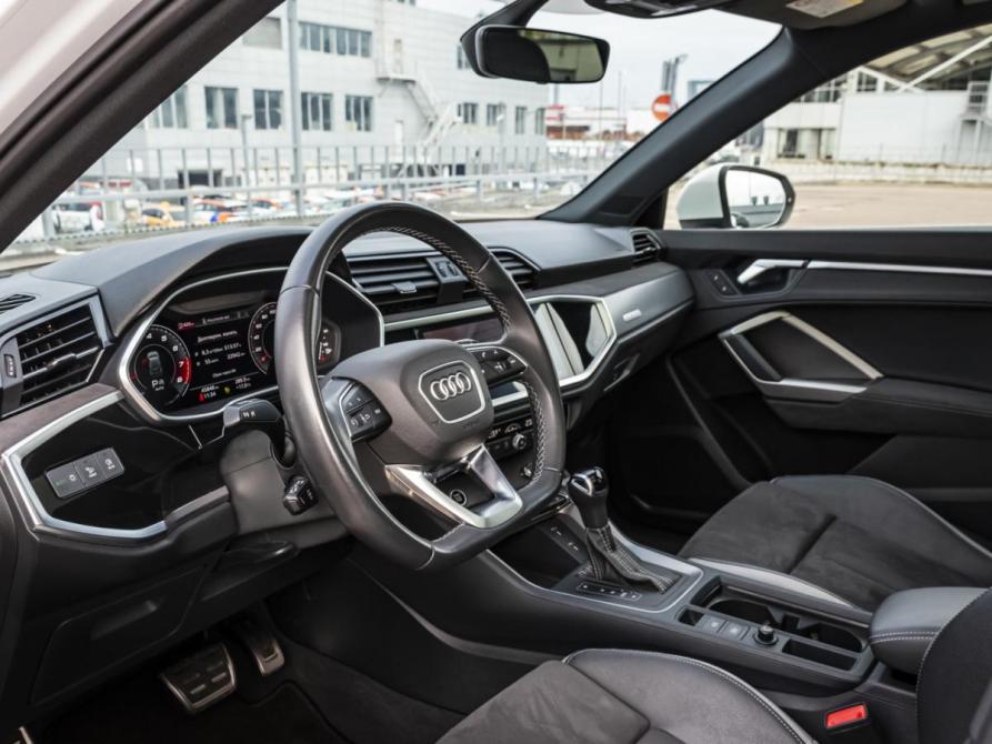 Audi Q3 II (F3) Москва  - изображение 9