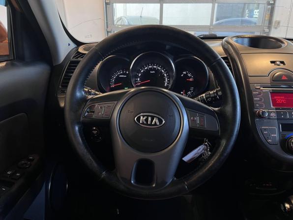 Kia Soul I с пробегом 2011 года, цена 499 000 рублей, 422048 км, хэтчбек, Автокод Объявления