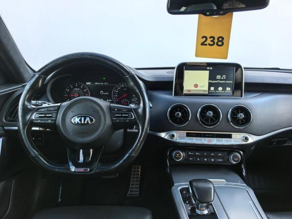 Kia Stinger I с пробегом 2018 года, цена 2 590 000 рублей, 92000 км, лифтбек, Автокод Объявления