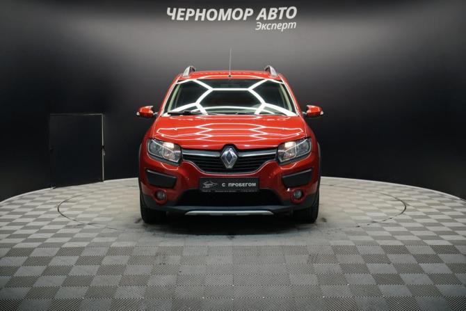Renault Sandero II с пробегом 2015 года, цена 988 000 рублей, 77000 км, хэтчбек, Автокод Объявления