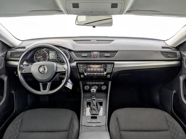 Skoda Superb III с пробегом 2019 года, цена 2 399 000 рублей, 40183 км, лифтбек, Автокод Объявления