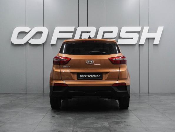 Hyundai Creta I с пробегом 2018 года, цена 1 687 000 рублей, 97075 км, внедорожник, Автокод Объявления
