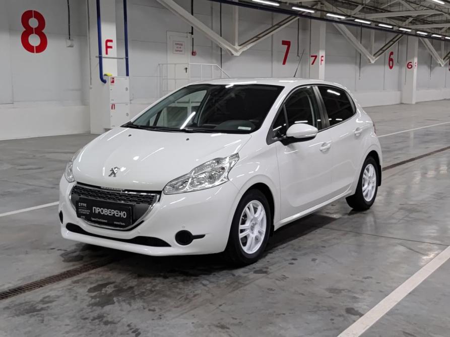 Peugeot 208 I Казань  - изображение 1