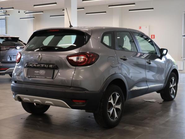 Renault Kaptur I с пробегом 2017 года, цена 1 058 300 рублей, 139322 км, внедорожник, Автокод Объявления