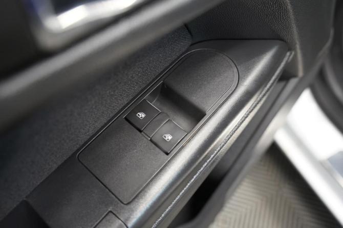 Opel Astra H Рестайлинг с пробегом 2008 года, цена 480 000 рублей, 300000 км, универсал, Автокод Объявления