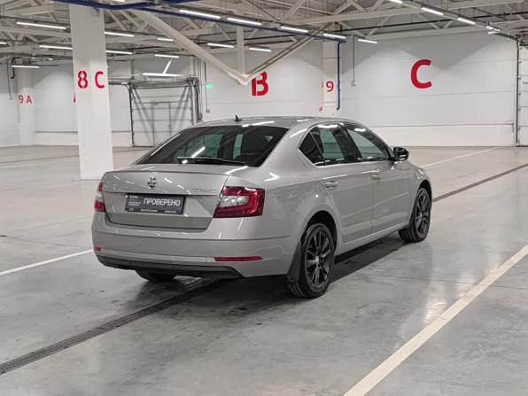 Skoda Octavia III (A7) Рестайлинг с пробегом 2017 года, цена 1 885 000 рублей, 154868 км, лифтбек, Автокод Объявления