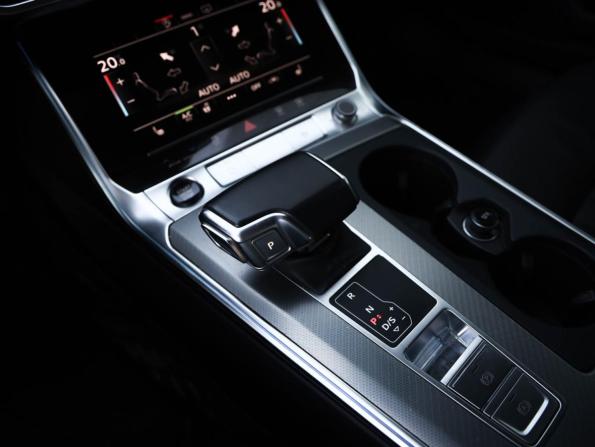 Audi A6 V (C8) с пробегом 2021 года, цена 2 749 000 рублей, 164319 км, седан, Автокод Объявления