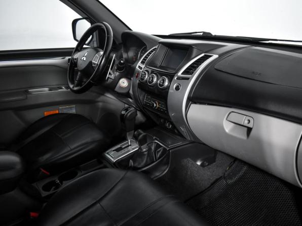 Mitsubishi Pajero Sport II Рестайлинг с пробегом 2014 года, цена 1 665 000 рублей, 179140 км, внедорожник, Автокод Объявления