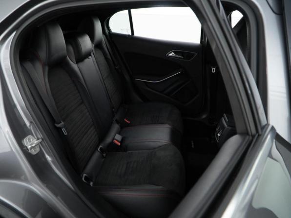 Mercedes-Benz GLA I (X156) с пробегом 2015 года, цена 2 174 444 рубля, 105240 км, внедорожник, Автокод Объявления