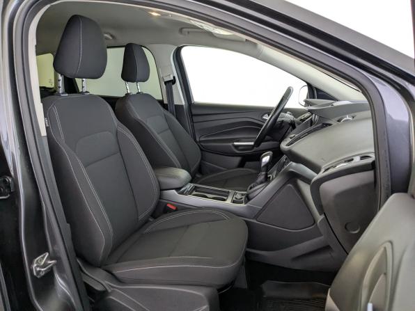 Ford Kuga II Рестайлинг с пробегом 2018 года, цена 1 450 000 рублей, 186959 км, внедорожник, Автокод Объявления