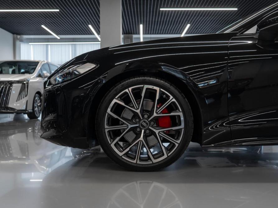 Audi A5 III (B10) Москва  - изображение 27