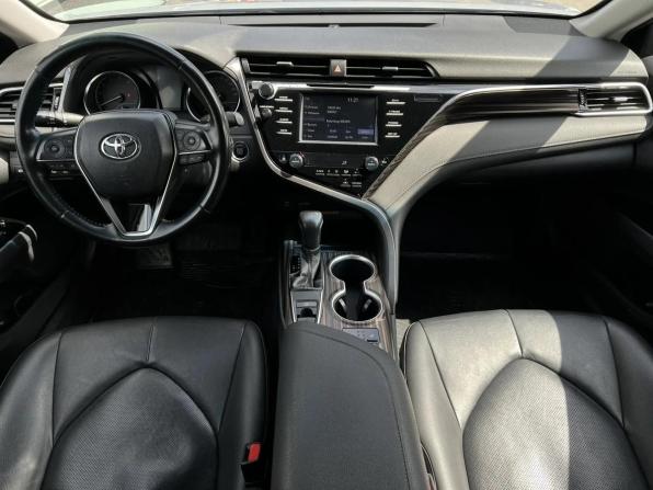 Toyota Camry VIII (XV70) с пробегом 2019 года, цена 2 699 000 рублей, 130776 км, универсал, Автокод Объявления