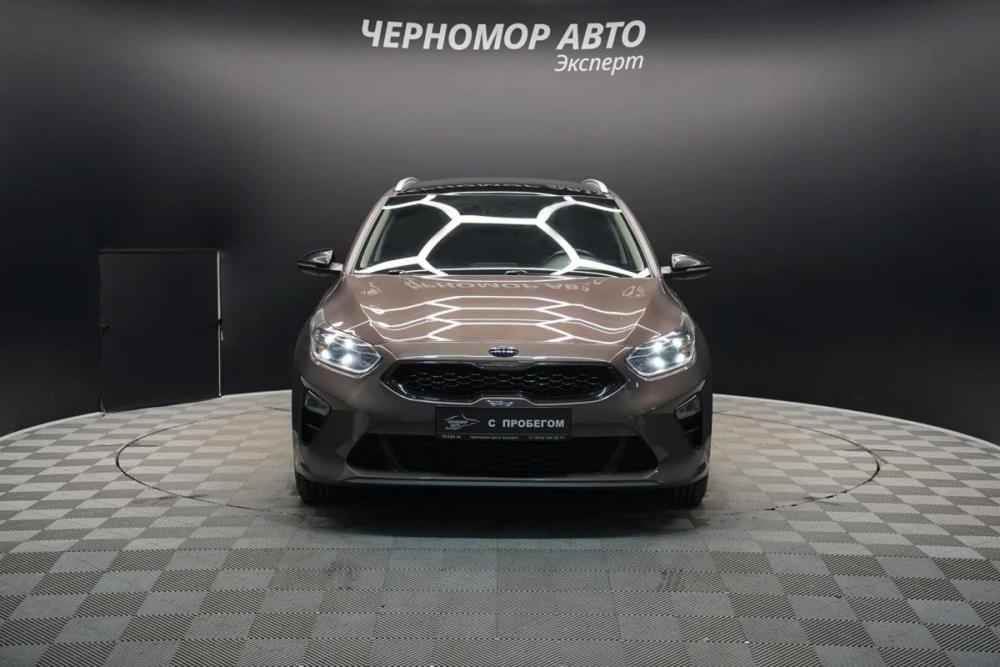 Kia Ceed III Крым  - изображение 8