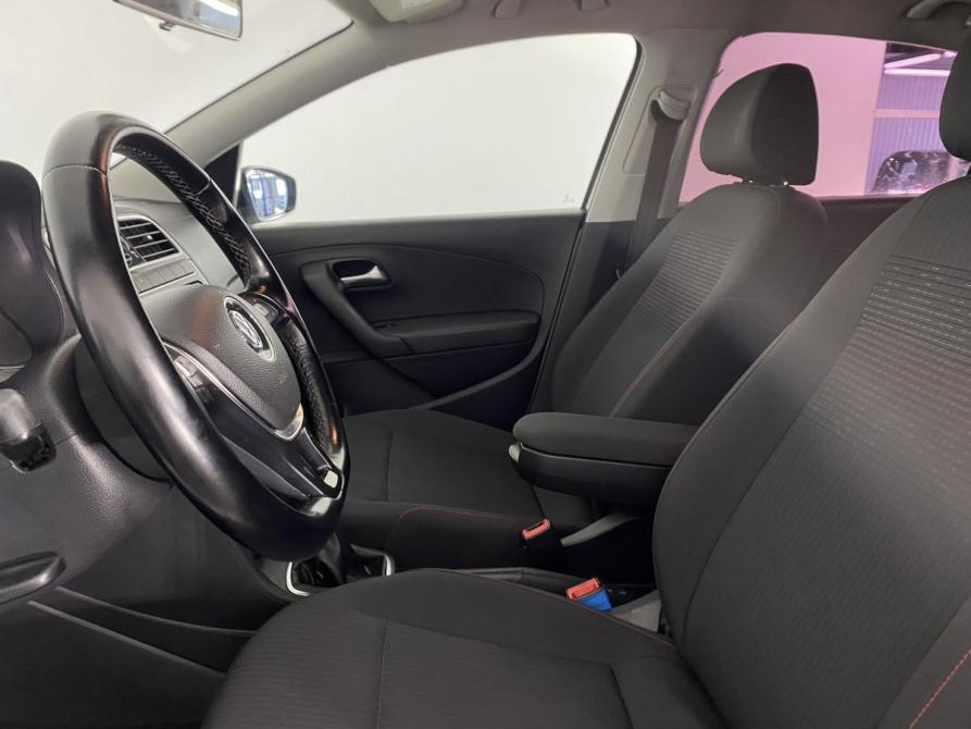 Volkswagen Polo V Рестайлинг Воронеж  - изображение 12