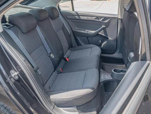 Skoda Rapid I с пробегом 2015 года, цена 1 109 000 рублей, 221000 км, лифтбек, Автокод Объявления
