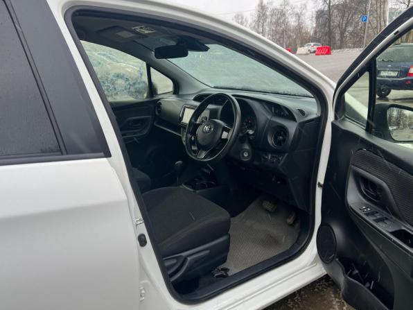 Toyota Vitz III (XP130) Рестайлинг с пробегом 2019 года, цена 990 000 рублей, 74969 км, хэтчбек, Автокод Объявления
