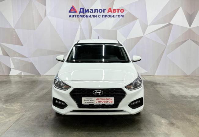 Hyundai Solaris II с пробегом 2017 года, цена 1 180 000 рублей, 159000 км, седан, Автокод Объявления