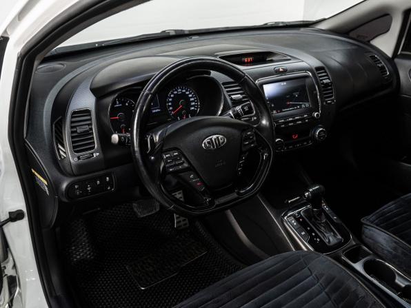 Kia K3 I Рестайлинг с пробегом 2016 года, цена 1 599 000 рублей, 152167 км, седан, Автокод Объявления