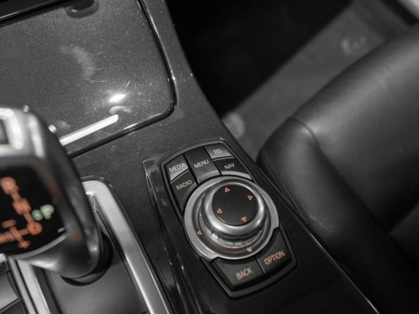 BMW 5 серии VI (F10/F11/F07) Рестайлинг с пробегом 2015 года, цена 1 995 000 рублей, 215442 км, седан, Автокод Объявления