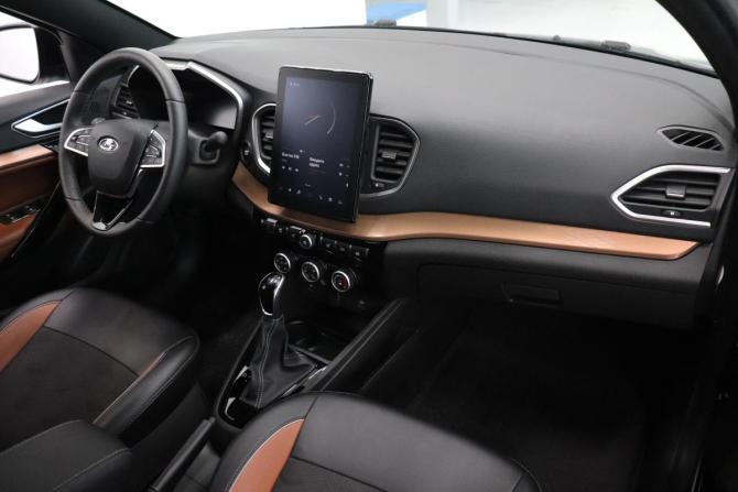 Lada (ВАЗ) Vesta I Рестайлинг (NG) с пробегом 2025 года, цена 1 690 000 рублей, 17174 км, седан, Автокод Объявления