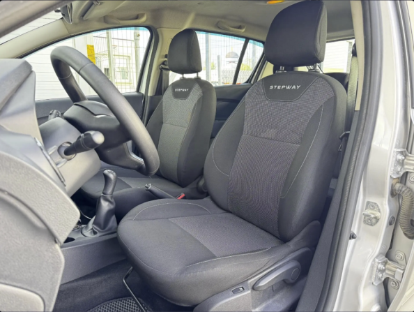 Renault Sandero II Рестайлинг с пробегом 2020 года, цена 1 210 000 рублей, 87518 км, хэтчбек, Автокод Объявления