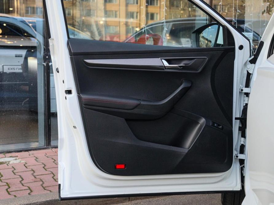 Skoda Karoq I Москва  - изображение 12