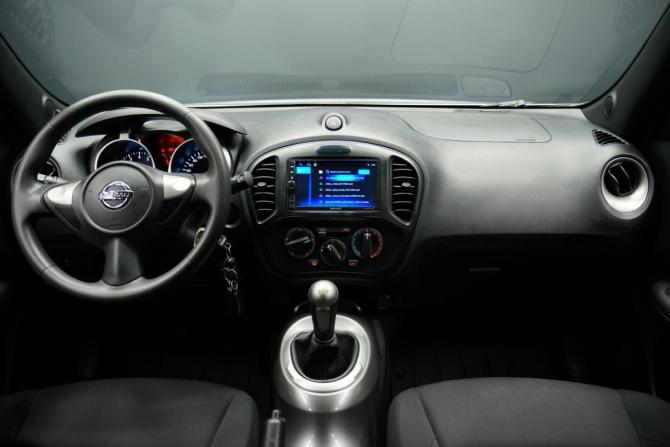 Nissan Juke I Рестайлинг с пробегом 2017 года, цена 1 224 500 рублей, 68000 км, внедорожник, Автокод Объявления