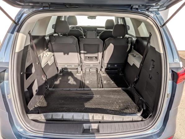 Kia Carnival IV с пробегом 2021 года, цена 3 700 000 рублей, 57084 км, минивэн, Автокод Объявления