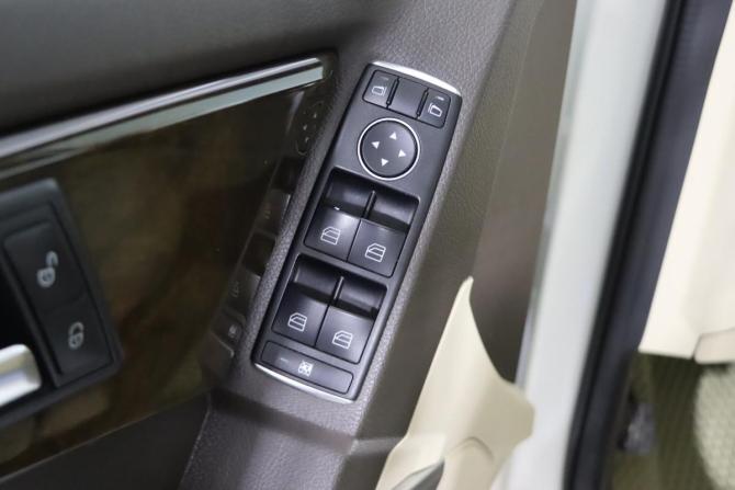 Mercedes-Benz GLK-Класс I (X204) Рестайлинг с пробегом 2015 года, цена 1 899 990 рублей, 244151 км, внедорожник, Автокод Объявления