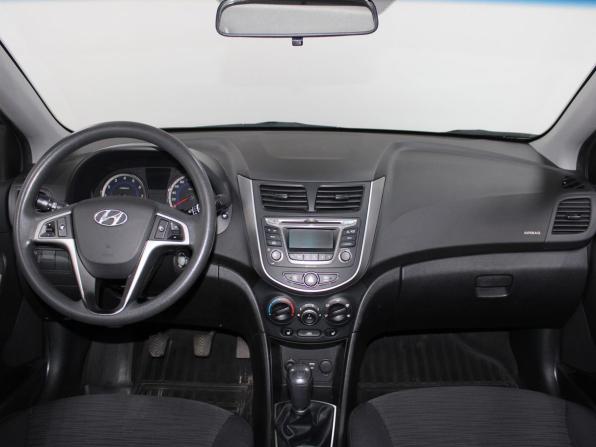 Hyundai Solaris I Рестайлинг с пробегом 2016 года, цена 929 900 рублей, 122643 км, хэтчбек, Автокод Объявления