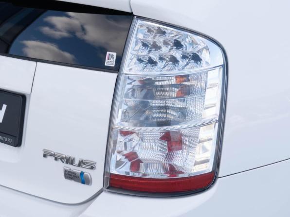 Toyota Prius II Рестайлинг (XW20) с пробегом 2008 года, цена 799 000 рублей, 221890 км, лифтбек, Автокод Объявления