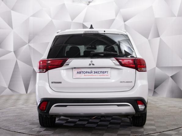 Mitsubishi Outlander III Рестайлинг 3 с пробегом 2019 года, цена 2 330 000 рублей, 125000 км, внедорожник, Автокод Объявления