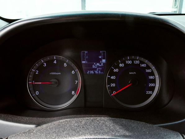 Hyundai Solaris I Рестайлинг с пробегом 2015 года, цена 805 000 рублей, 236762 км, седан, Автокод Объявления