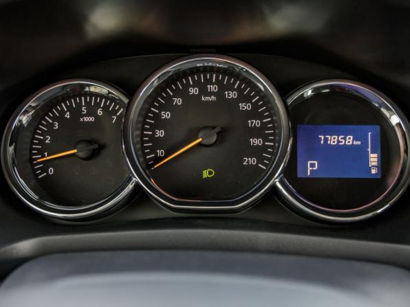 Renault Logan II Рестайлинг с пробегом 2018 года, цена 1 068 000 рублей, 77858 км, седан, Автокод Объявления