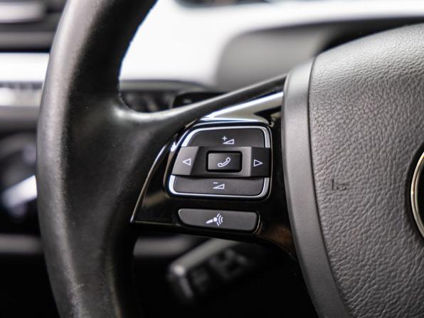 Volkswagen Touareg II Рестайлинг с пробегом 2015 года, цена 3 098 000 рублей, 169678 км, внедорожник, Автокод Объявления
